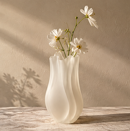 PULMORY petal wave frosted plastic vase with white cosmos flowers, clean product shot